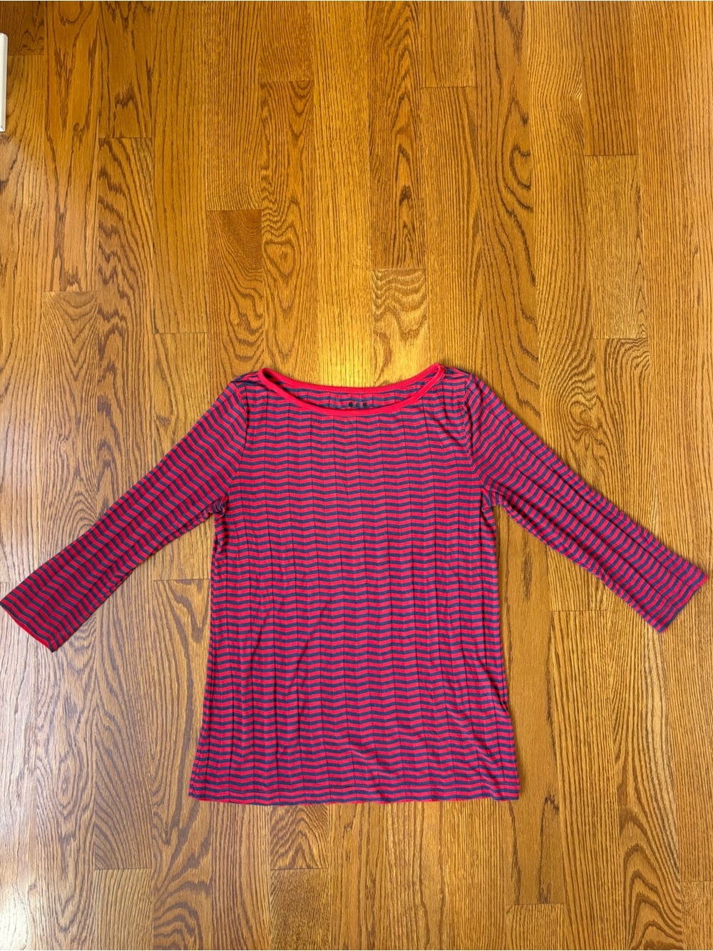 Three Dots Red and Black Chevron Striped Long Sleeve Top size Medium